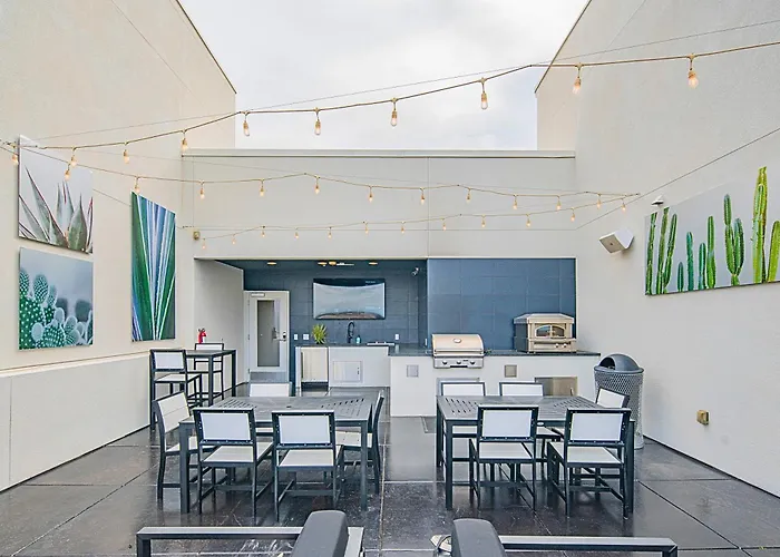 Near Mayo Sunny Retreat Heated Pool & King Bed Appartement Scottsdale