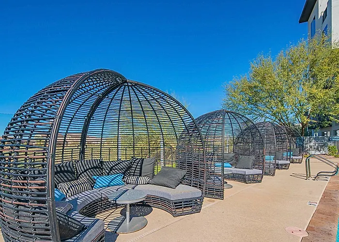 Near Mayo Sunny Retreat Heated Pool & King Bed Appartement Scottsdale